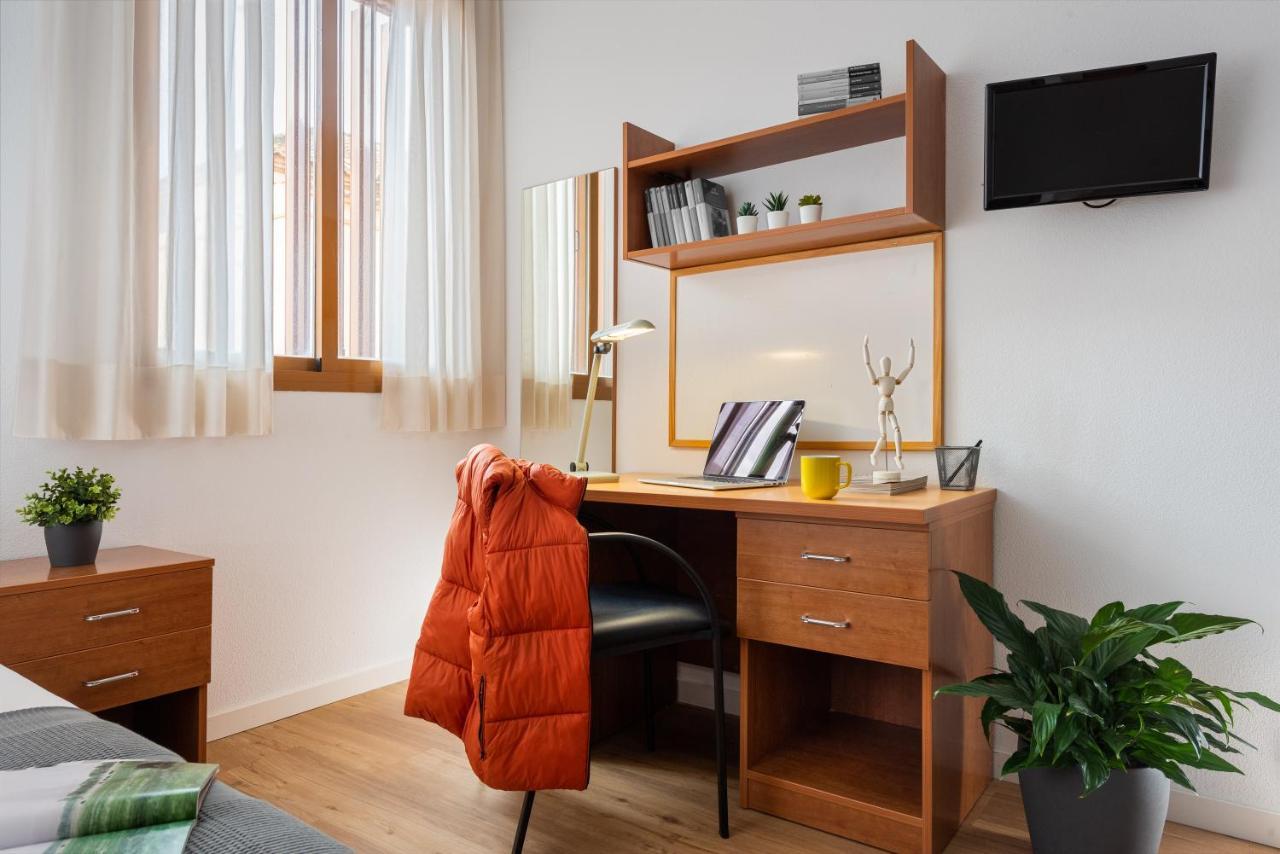 Micampus Bormujos Student Residence Экстерьер фото